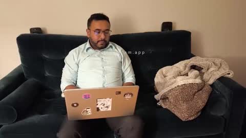 duroakb19 online show from October 15, 7:16 am