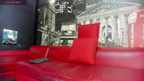 DUSAN  GREY online show from March 19, 3:54 am