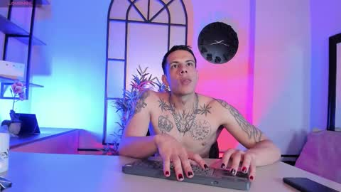 Dustin Sonne online show from February 28, 4:55 am