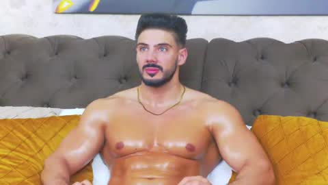 Dustin online show from April 24, 4:15 am