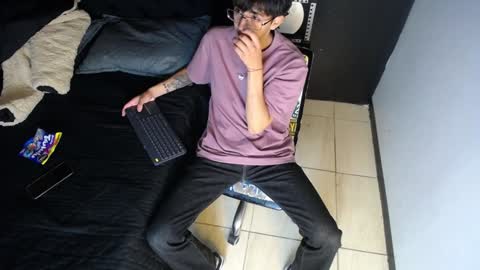 DustynFox online show from January 24, 3:43 am