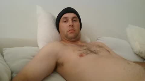 dustyroy09 online show from April 23, 6:18 am