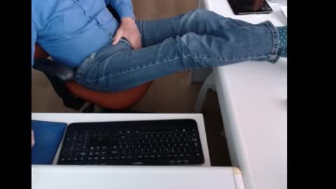 Snapshot of dutchpornking2 chatting on October 7, 3:38 pm dutchpornking2 online show from October 7, 3:38 pm