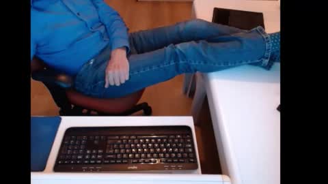 Snapshot of dutchpornking2 chatting on October 8, 3:49 pm dutchpornking2 online show from October 8, 3:49 pm