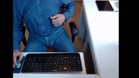 Snapshot of dutchpornking2 chatting on October 5, 1:04 pm dutchpornking2 online show from October 5, 1:04 pm