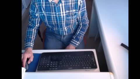 Snapshot of dutchpornking2 chatting on January 2, 7:44 am dutchpornking2 online show from January 2, 7:44 am