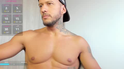 Snapshot of dylan_johnsonn chatting on December 2, 9:48 pm Dylan Jhonsonn online show from December 2, 9:48 pm