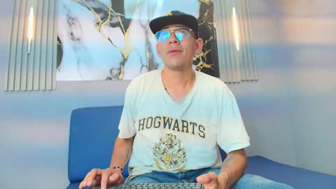 DYLAN online show from October 15, 8:05 pm