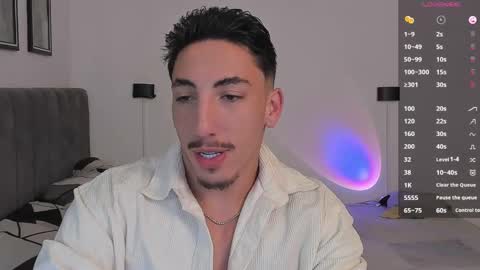 Snapshot of dylan_spencer chatting on February 8, 11:24 pm Bryan model independient online show from February 8, 11:24 pm