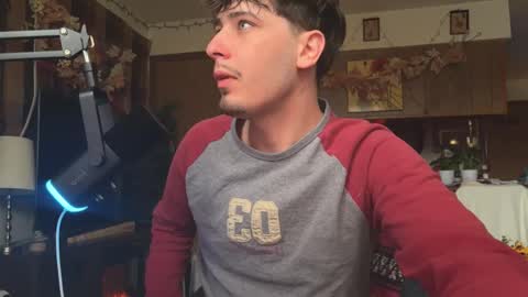 Dylan Daniel 7.8 online show from December 1, 3:15 pm