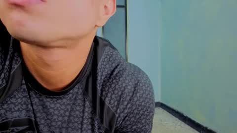 dylanguss online show from November 21, 11:53 am