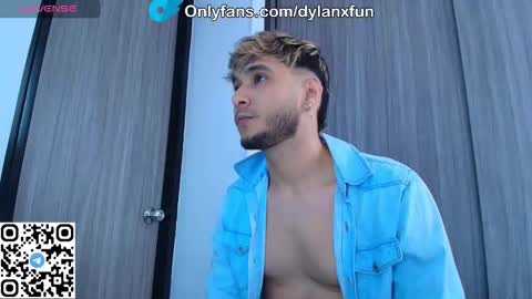 dylanxfun online show from November 14, 8:21 pm