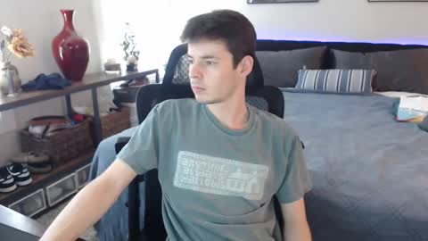 Alex online show from April 27, 6:13 pm