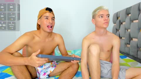Snapshot of eat_twinks chatting on December 29, 6:49 pm INDEPENDENT MODELS online show from December 29, 6:49 pm