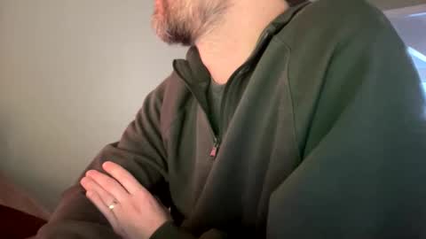 Erik online show from February 3, 5:51 pm