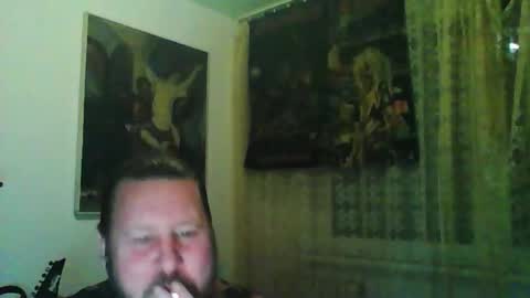 Edward online show from November 17, 7:06 pm