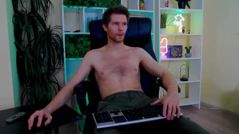 eddie_baker online show from March 12, 11:34 pm