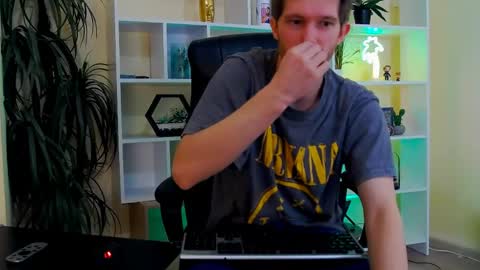 eddie_baker online show from April 27, 1:57 am