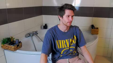 eddie_baker online show from April 21, 7:09 pm