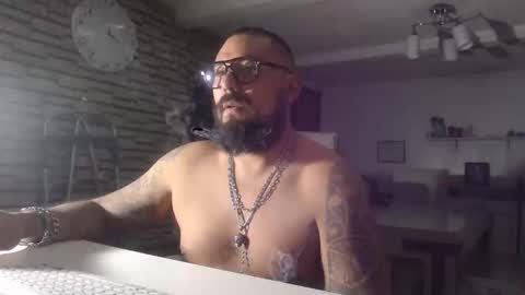 edgarram83 online show from October 20, 6:17 am