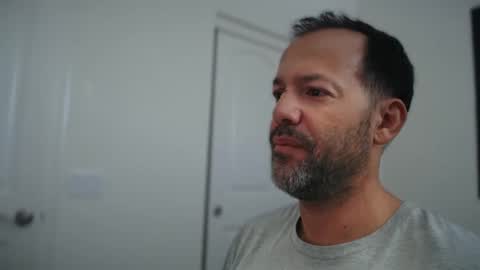 Snapshot of edge_masters chatting on October 12, 5:07 pm EdgeM online show from October 12, 5:07 pm