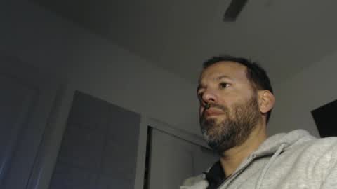 Snapshot of edge_masters chatting on January 15, 1:12 am EdgeM online show from January 15, 1:12 am