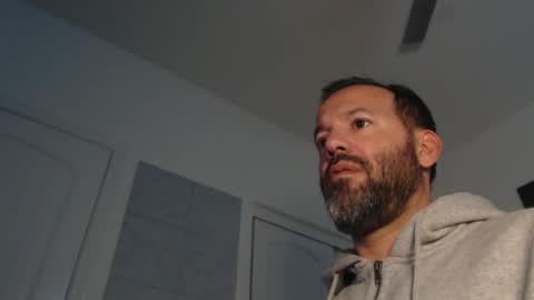 Snapshot of edge_masters chatting on February 13, 1:08 am EdgeM online show from February 13, 1:08 am