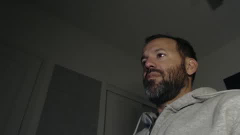 Snapshot of edge_masters chatting on February 7, 1:47 am EdgeM online show from February 7, 1:47 am