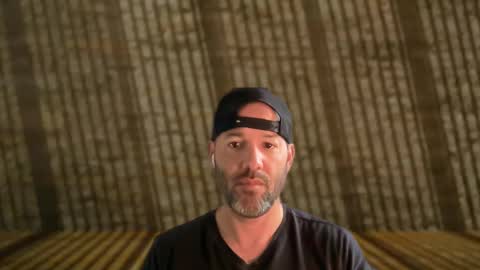 Snapshot of edge_masters chatting on March 2, 3:09 pm EdgeM online show from March 2, 3:09 pm