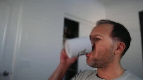 Snapshot of edge_masters chatting on October 15, 11:56 pm EdgeM online show from October 15, 11:56 pm