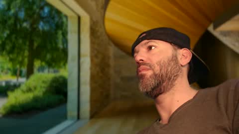 Snapshot of edge_masters chatting on March 8, 2:49 pm EdgeM online show from March 8, 2:49 pm