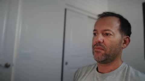 Snapshot of edge_masters chatting on October 13, 11:33 pm EdgeM online show from October 13, 11:33 pm