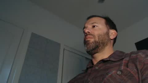 Snapshot of edge_masters chatting on January 20, 1:07 am EdgeM online show from January 20, 1:07 am