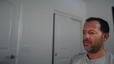 Snapshot of edge_masters chatting on September 27, 12:08 am EdgeM online show from September 27, 12:08 am