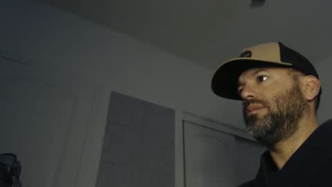 Snapshot of edge_masters chatting on January 18, 3:05 pm EdgeM online show from January 18, 3:05 pm