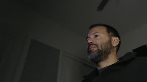 Snapshot of edge_masters chatting on January 12, 3:17 am EdgeM online show from January 12, 3:17 am