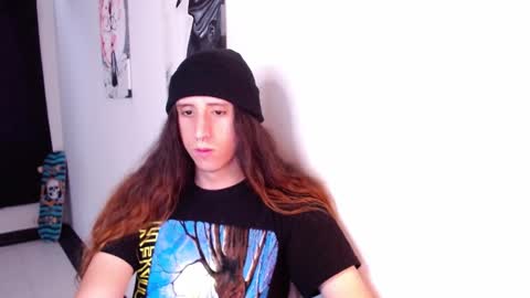 Snapshot of edward_chann chatting on February 6, 5:40 pm edward_chann online show from February 6, 5:40 pm