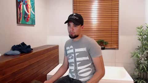 Eduardo online show from February 22, 3:45 am