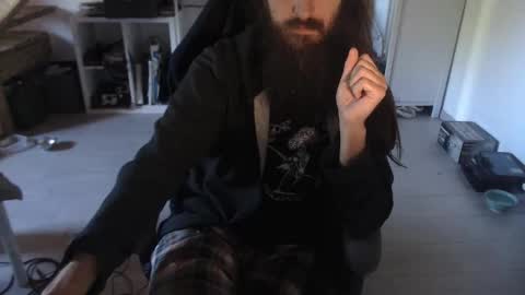 eighthundredeightyeight online show from April 23, 12:29 pm