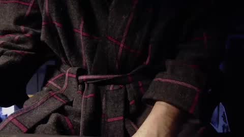 eighthundredeightyeight online show from February 13, 7:24 am