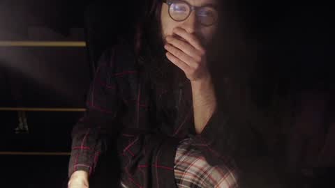 eighthundredeightyeight online show from January 5, 8:31 pm