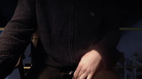 eighthundredeightyeight online show from December 30, 7:48 am