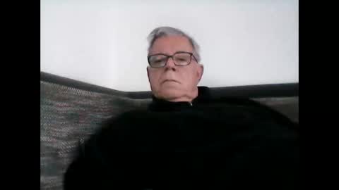 Snapshot of eisbaer1957 chatting on February 2, 8:13 am eisbaer1957 online show from February 2, 8:13 am