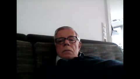 Snapshot of eisbaer1957 chatting on December 30, 1:03 pm eisbaer1957 online show from December 30, 1:03 pm
