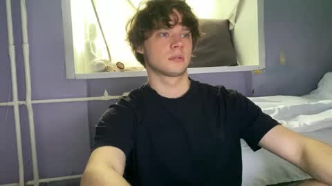 Eitan online show from April 23, 11:15 am