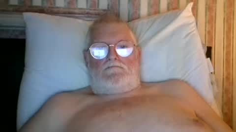 Snapshot of eketman1964 chatting on September 17, 10:22 pm eketman1964 online show from September 17, 10:22 pm