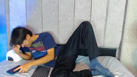 Snapshot of elchino_69 chatting on October 9, 6:07 am EL CHINO 69 online show from October 9, 6:07 am