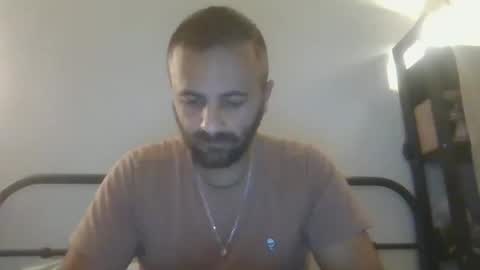 Snapshot of elcondorxo509107 chatting on October 16, 11:07 am daniel18cmx online show from October 16, 11:07 am