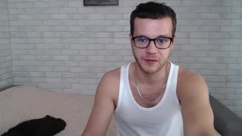 Snapshot of electric_smile chatting on September 24, 7:29 am Alex online show from September 24, 7:29 am