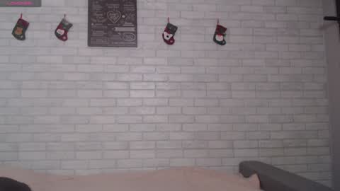 Snapshot of electric_smile chatting on December 29, 6:49 pm Alex online show from December 29, 6:49 pm